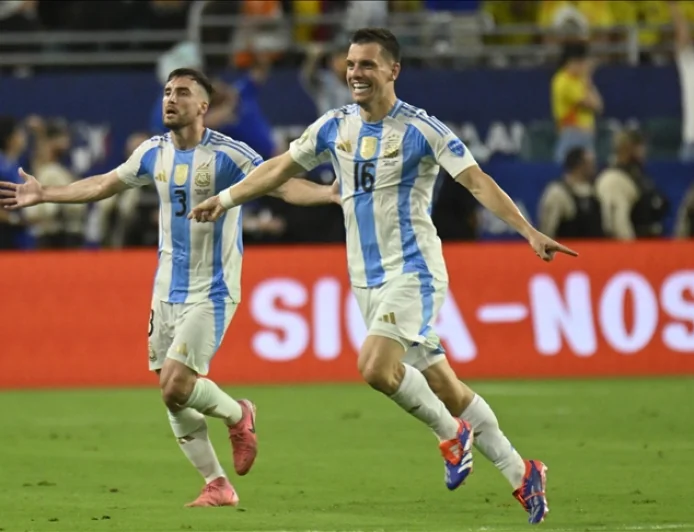 Arjantin, Brezilya'yı 4-1 Mağlup Ederek 2026 FIFA Dünya Kupası'na Katılımını Garantiledi