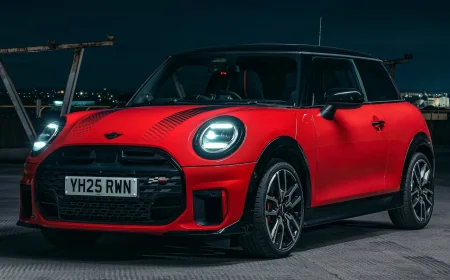 2025 MINI John Cooper Works ve Convertible Modelleri: Performans ve Stilin Buluşması