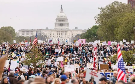ABD Genelinde “Ellerinizi Çekin” Protestoları: Trump Karşıtı Gösteriler Büyüyor