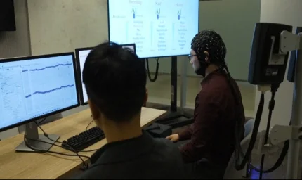 Bu şapka düşünceleri yazıya dönüştürüyor: Ellere gerek kalmadı!